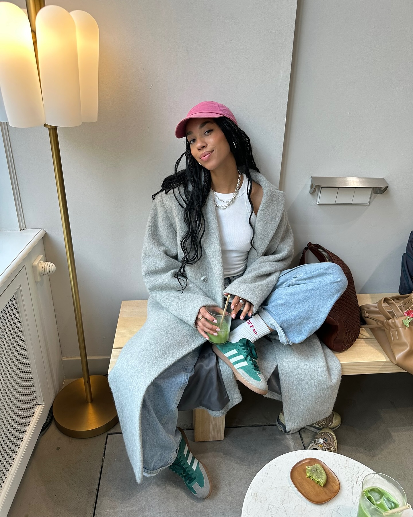 Suede trainer outfits