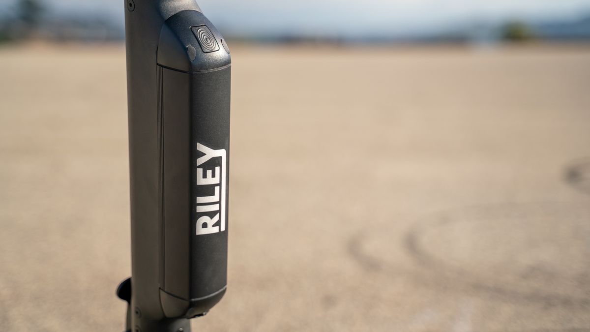 Riley Scooters RS3 review escooter of the future or the precursor to