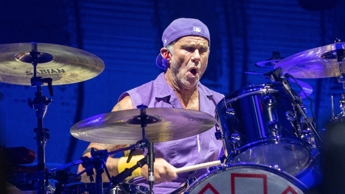 Chad Smith offers update on new Red Hot Chili Peppers album: “There’s ...