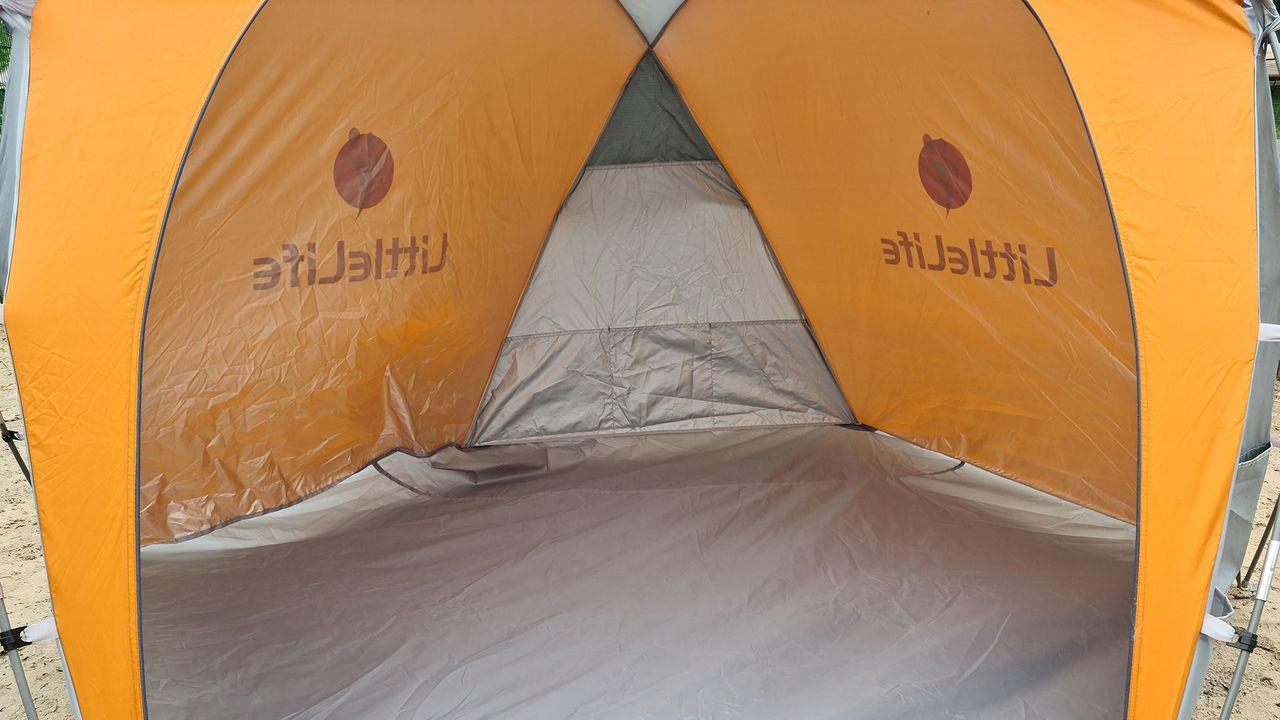 LittleLife Family Beach Shelter review