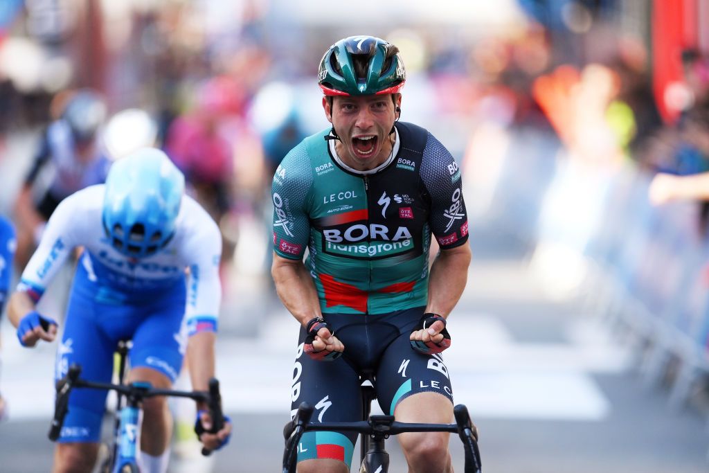 Tour of Slovenia: Ide Schelling wins hectic stage 3 sprint victory ...