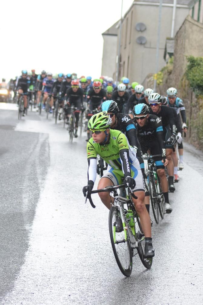 Cannondale and Sky lead the chase