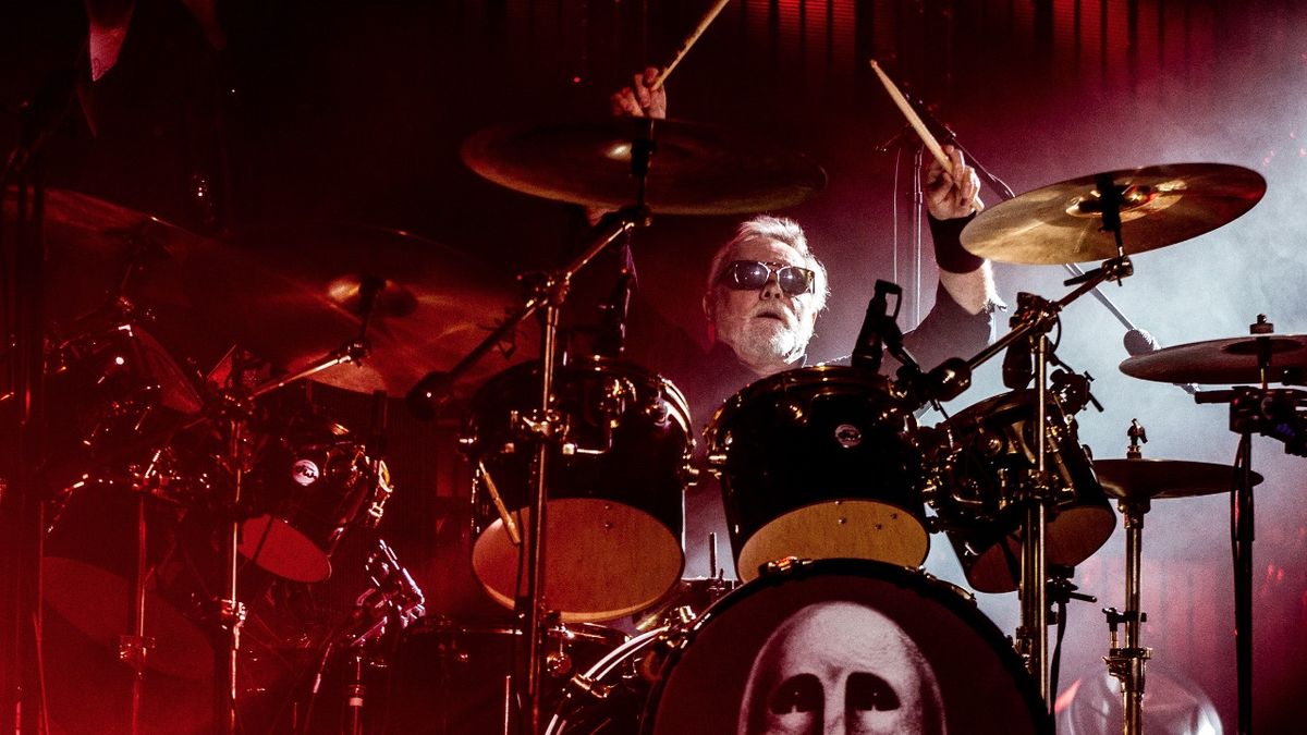 Roger Taylor announces solo album, Outsider