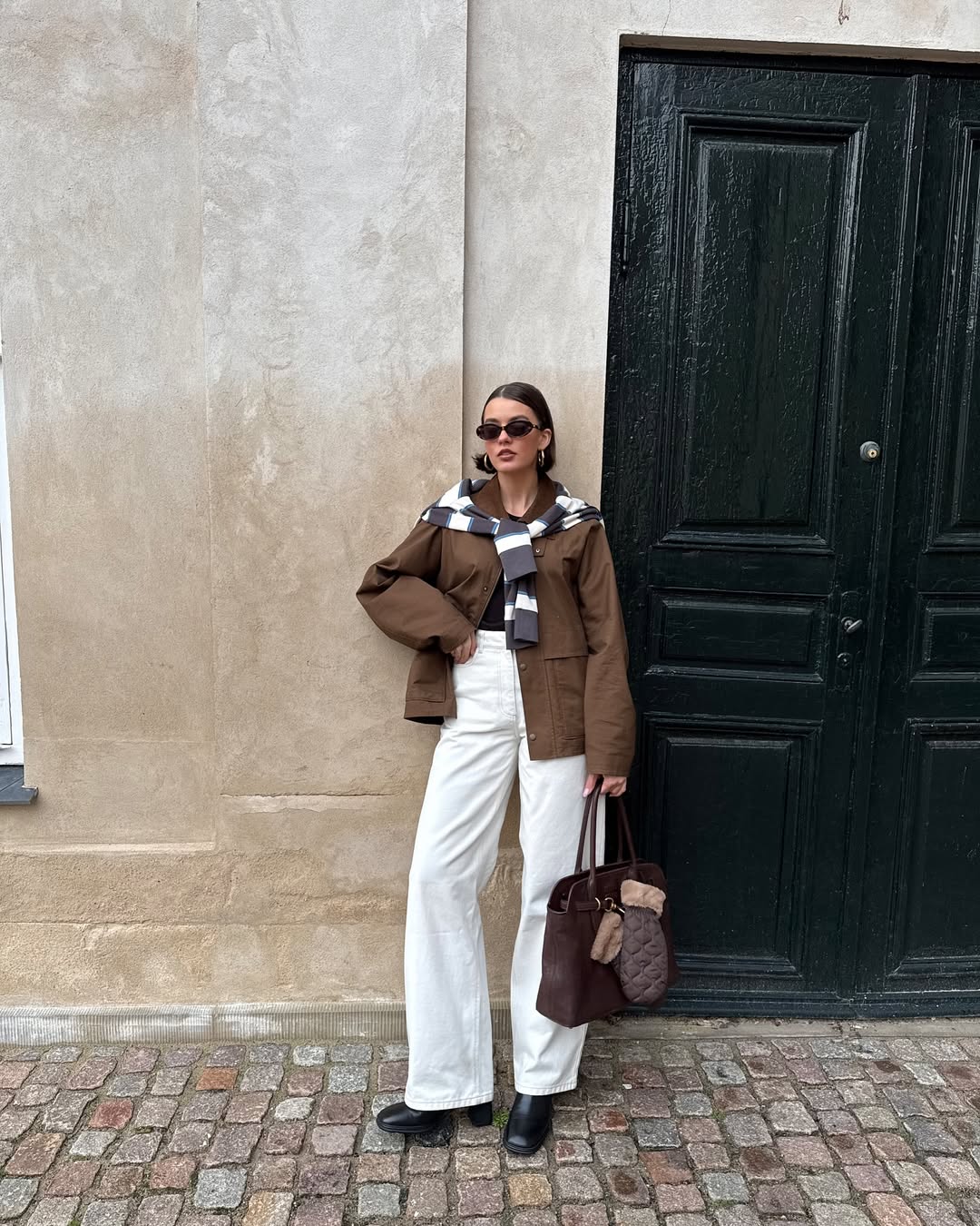 Colours to Wear With Jeans