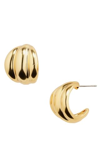 Ribbed Wavy Hoop Earrings