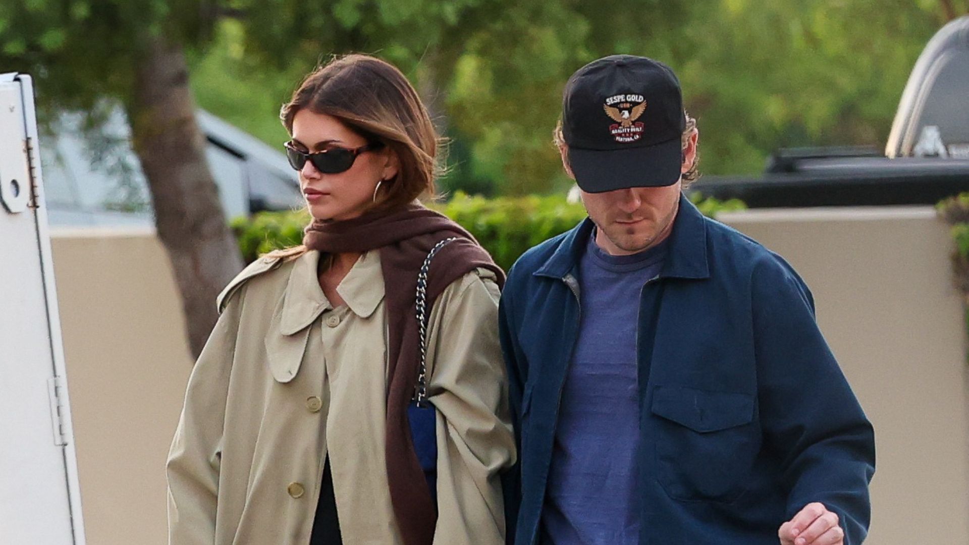 If You Want Your Trench Coat to Look French in Autumn, Wear Them With This Shoe Trend, Not Trainers