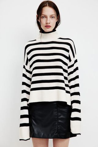 Fine-Knit Turtleneck Jumper