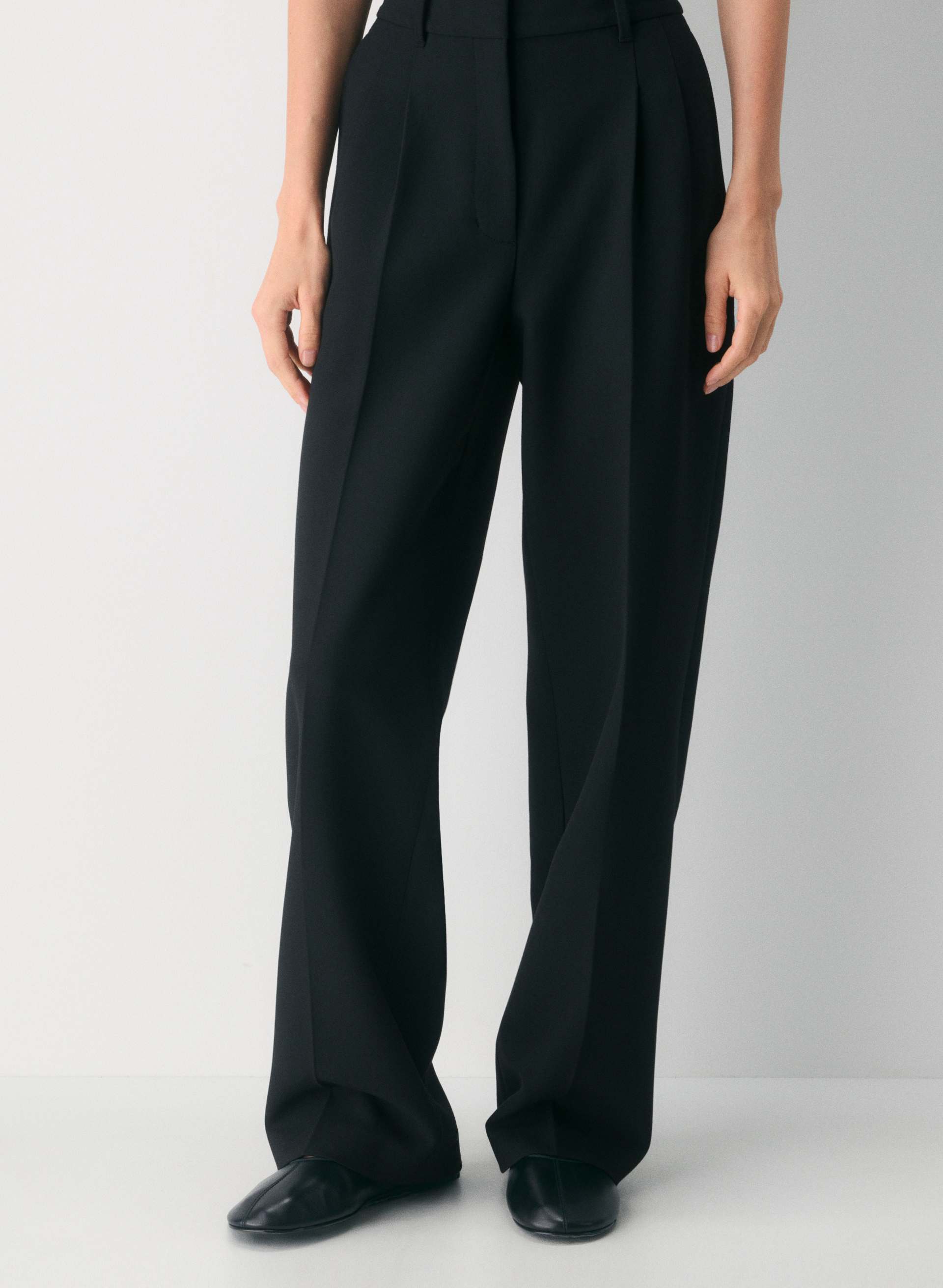 Aritzia, The Effortless Pant - (Re)ssential