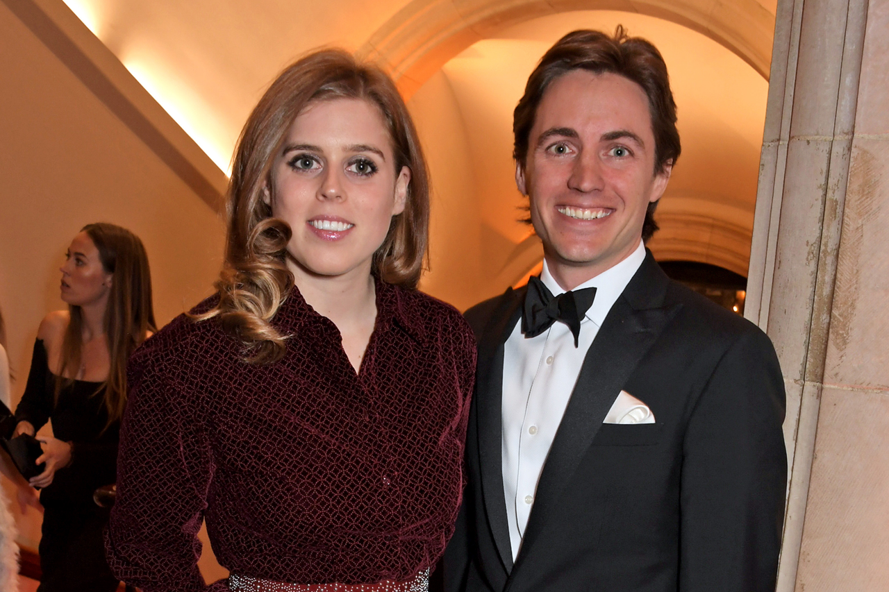 princess-beatrice-with-husband-edoardo-mapelli-mozzi