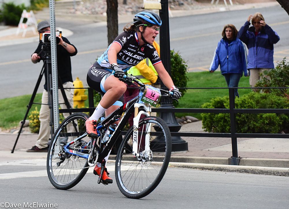 Caroline Mani (Raeigh Clement) racing to a top ten finish
