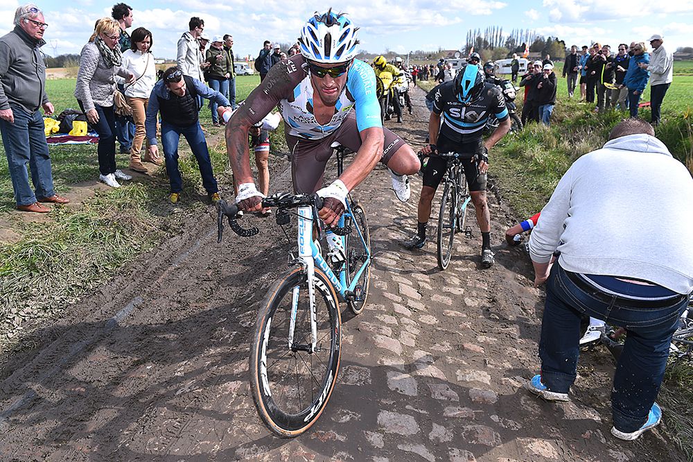Riders pick themselves up after crashing