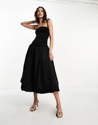 Amy Lynn Alexa Shoulder Tie Puffball Midi Dress in Black