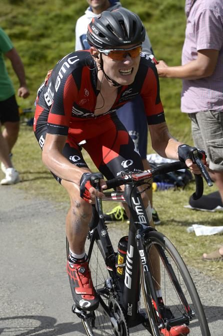 Tejay van Garderen (BMC) struggles on the first Pyrenean stage