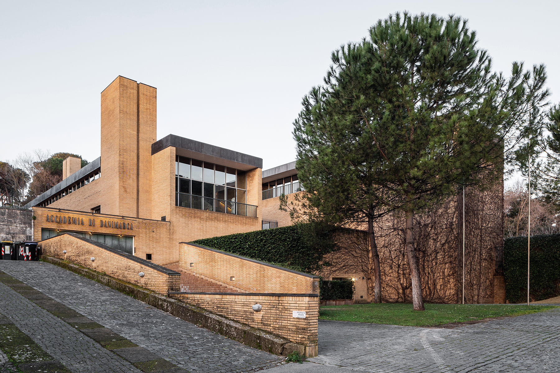 Accademia di Danimarca (Danish Academy), Kay Fisker (architect), 1967