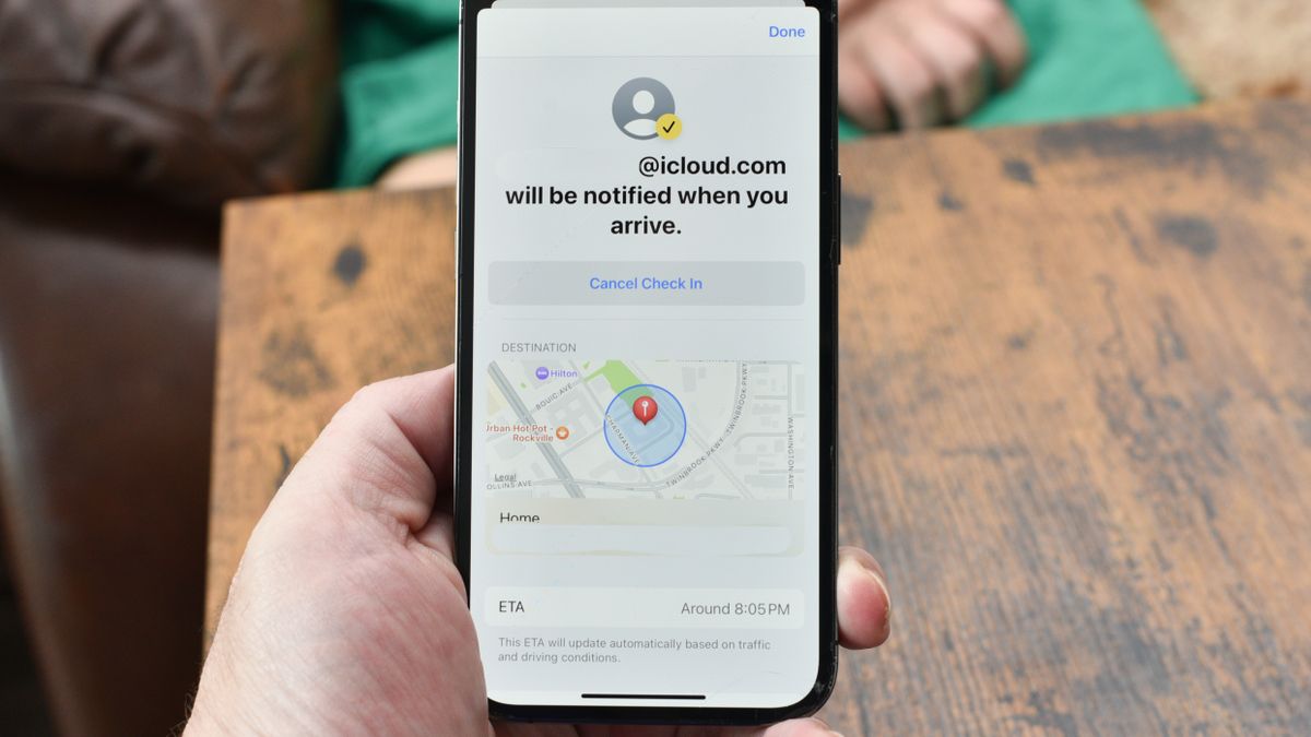 With Check In on iOS 17, my iPhone sends the "got home safe" text I