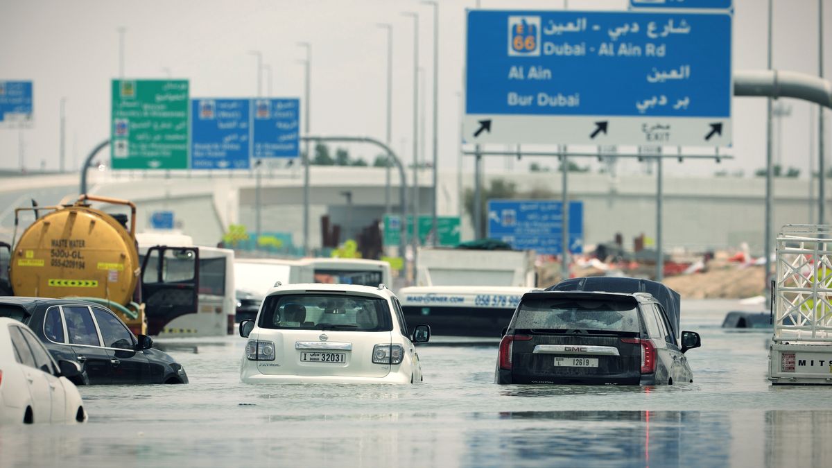 Arid Gulf states hit with year's worth of rain