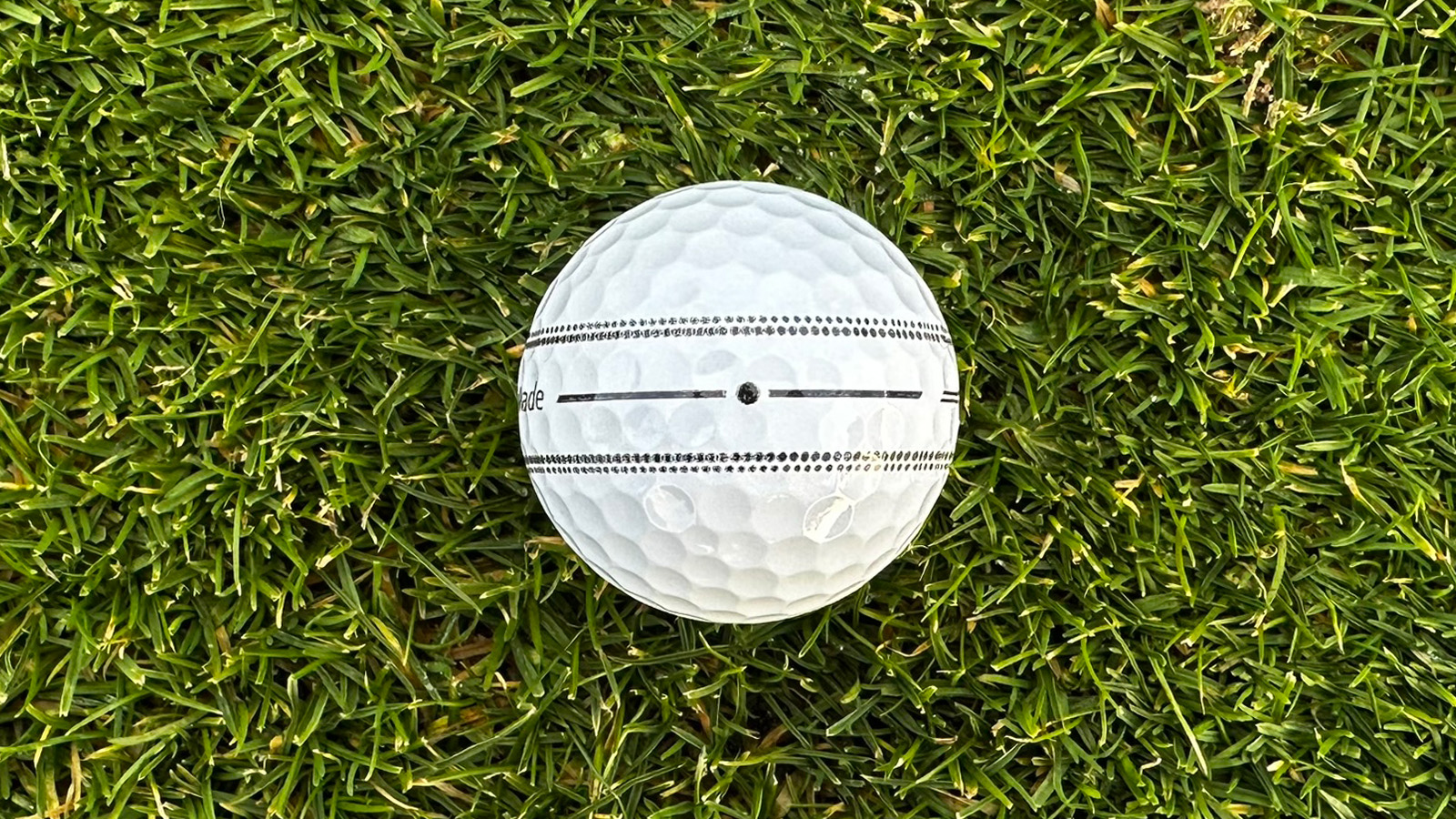 TaylorMade TP5 and TP5x golf balls