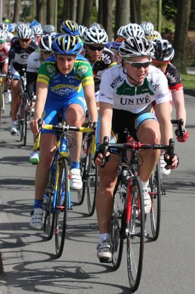 Evelyn Arys (Belgium National Team) racing in the best young rider jersey
