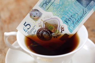 new five pound notes refused by shops