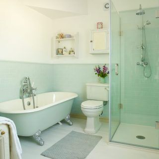 pretty period bathroom