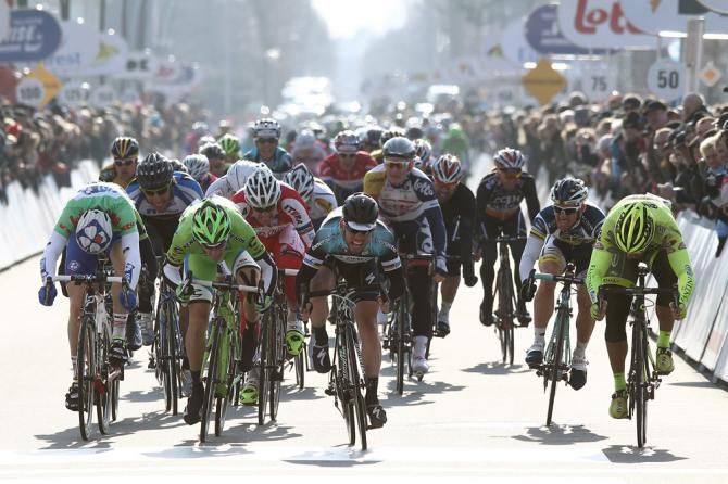 Mark Cavendish (Omega Pharma-QuickStep) dug deep to win stage 2 at the Three Days of De Panne.