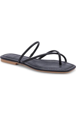 B6zCcKa99S4nTBszbeM5gP-320-80 7 أساسيات أنيقة يمكنك ارتداءها طوال الصيف