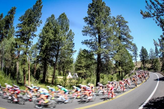 The men get underway for the last stage.