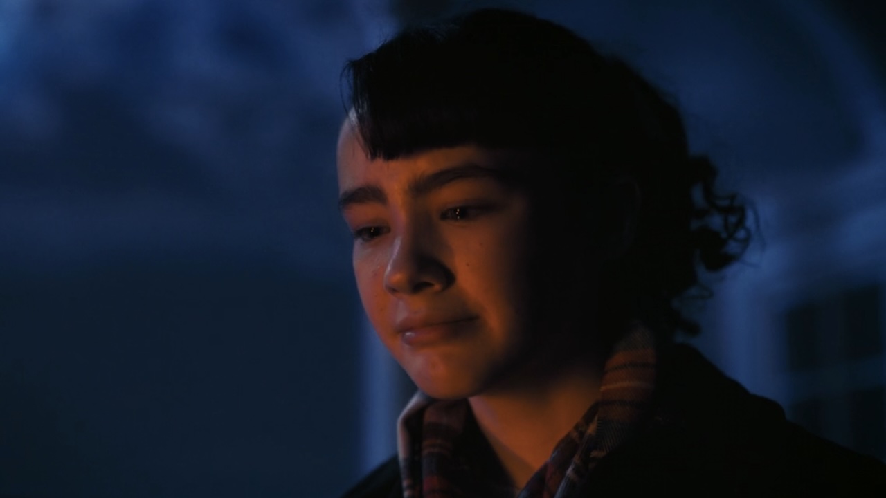 Lilly close-up sad story in IT: Welcome to Derry