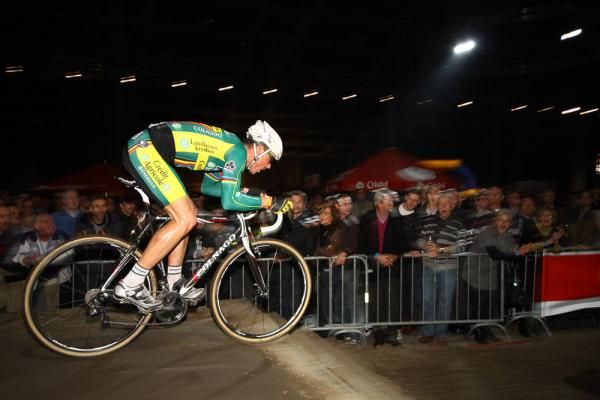 Sven Nys (Landbouwkrediet) at speed.