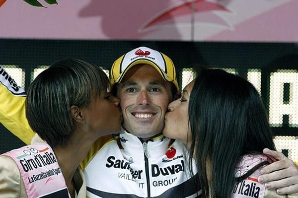 A happy Iban Mayo hasn't had the kisses from the misses in a long while