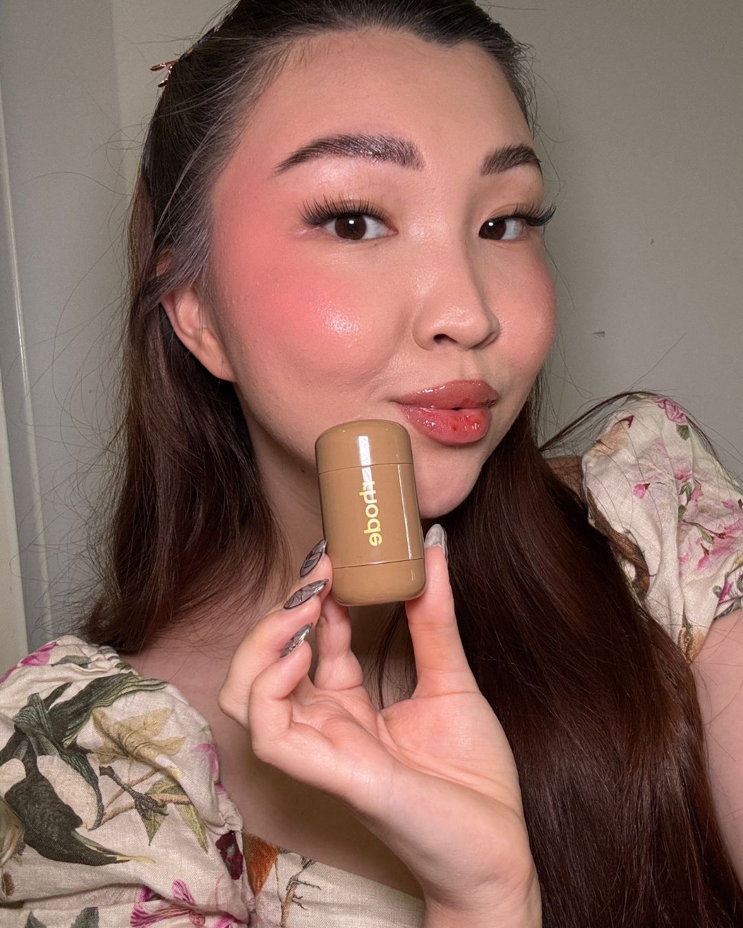 Denise Primbet testing the Rhode Pocket Blush