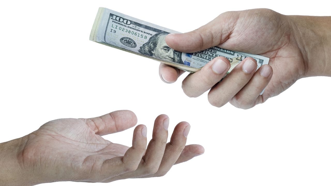 'You Owe Me a Refund': Readers Report Challenging Their Attorneys' Bills