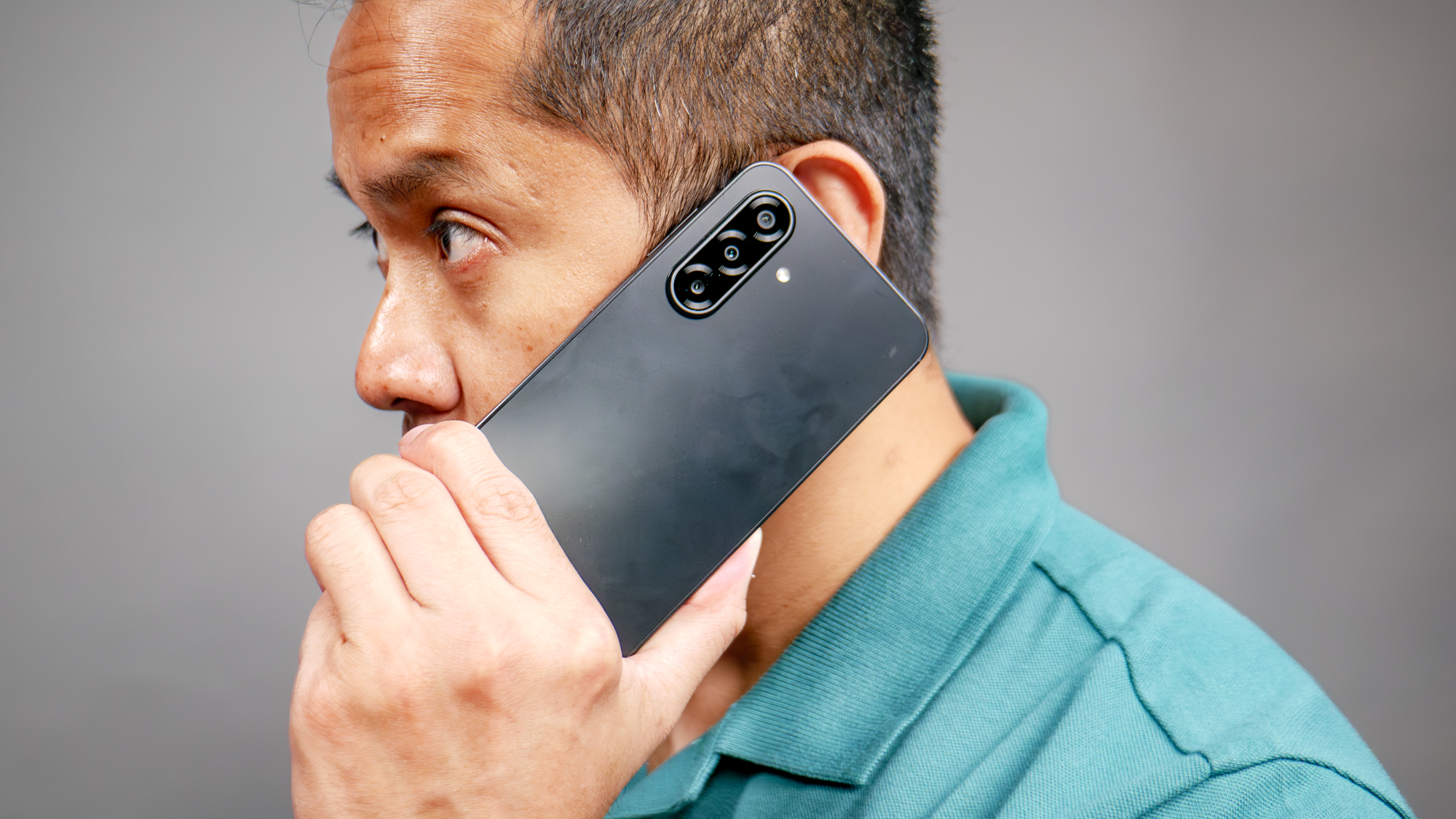 Samsung Galaxy A17 برای تماس تلفنی استفاده می شود.