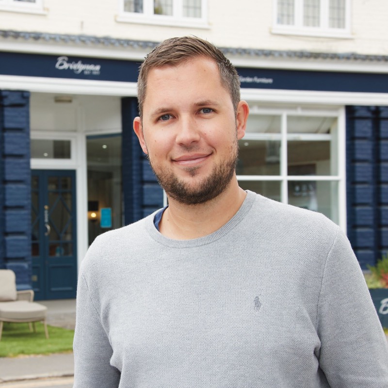 Headshot of Alex Bridgman