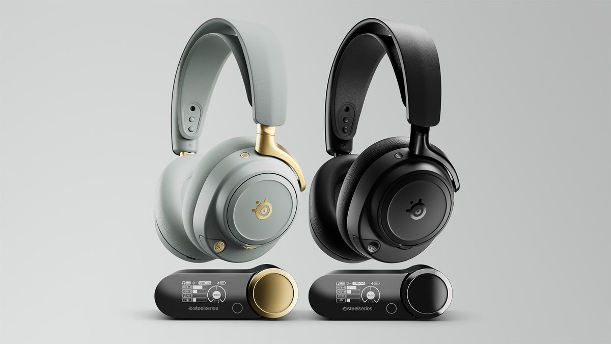 SteelSeries Arctis Nova Elite headset.