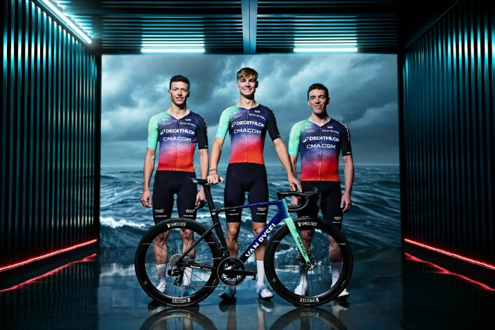Decathlon CMA CGM in their new Van Rysel kit