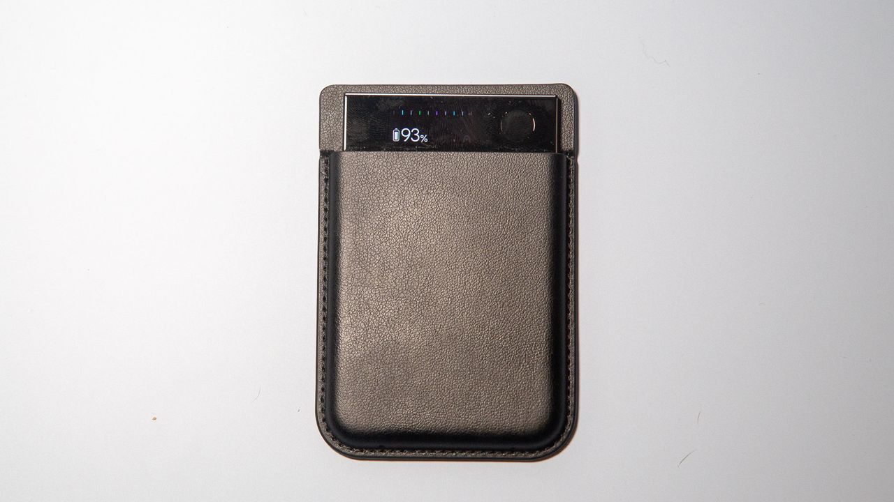 Can this credit-card sized device take the pain out of meetings?