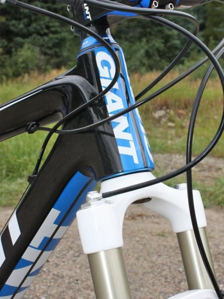 The new Anthem Advanced SL's tapered head tube borrows design cues from the road-going TCR Advanced SL.