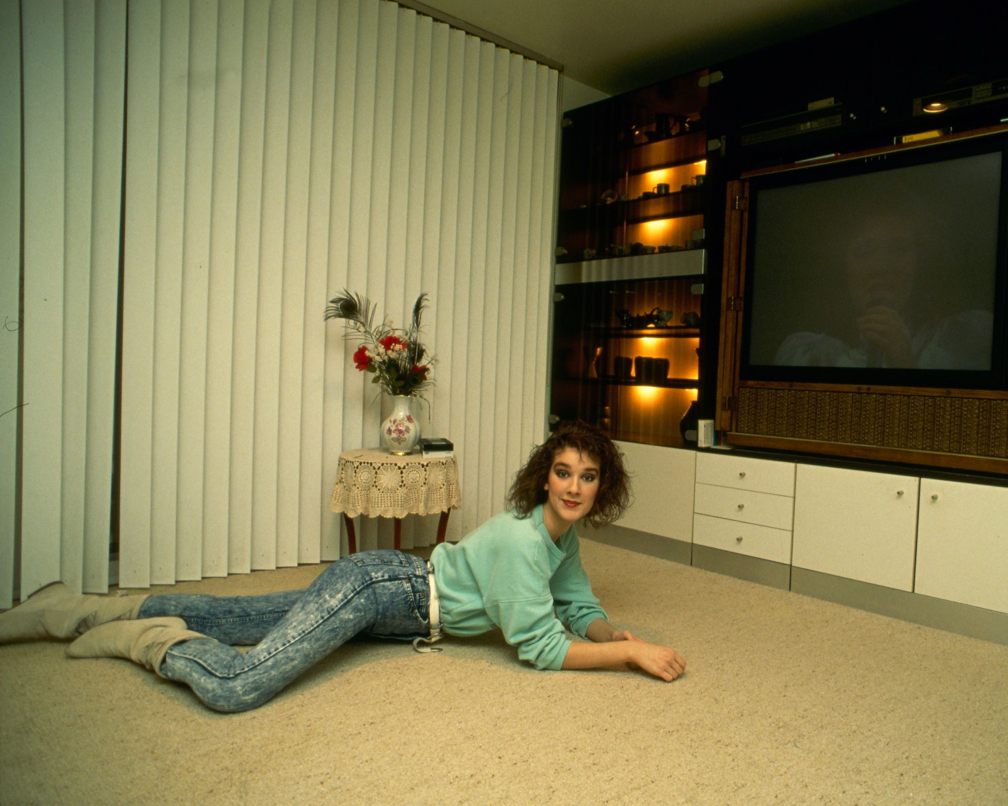 celine dion in her living room