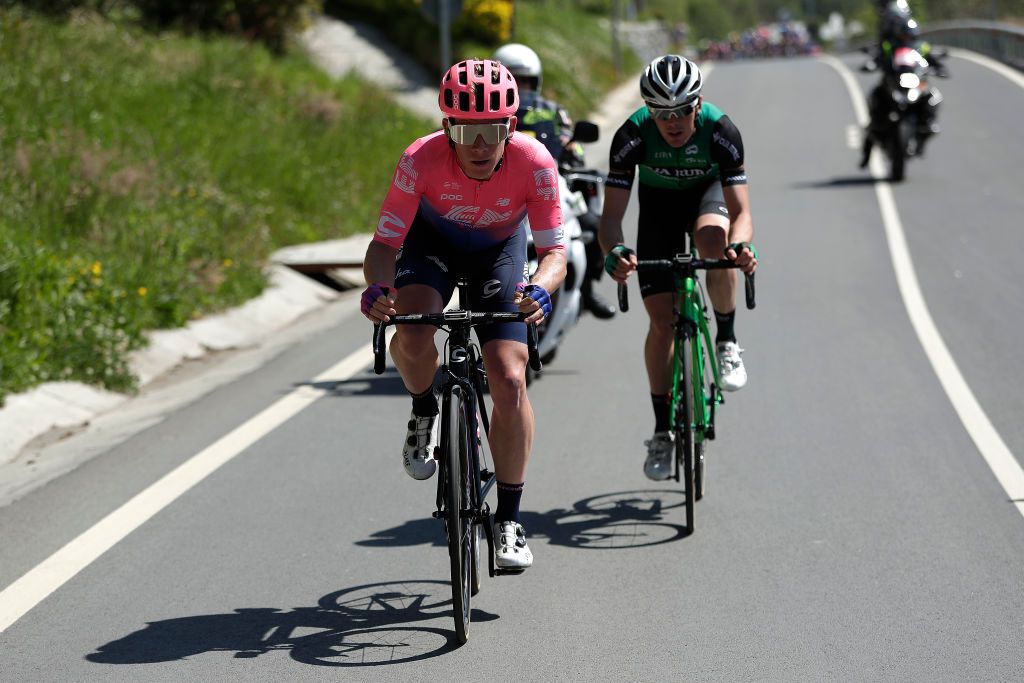 Lawson Craddock attacks the break