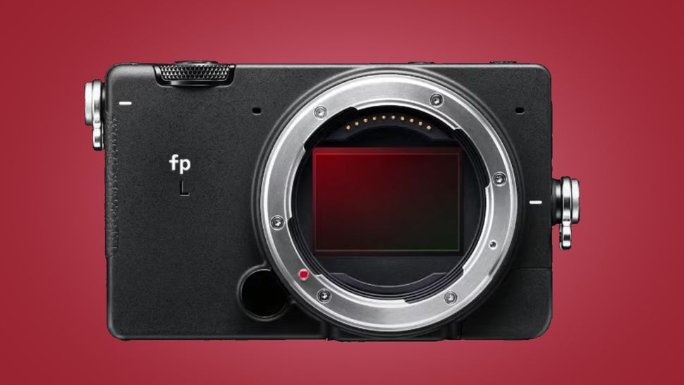 Sigma FP L is a 61MP version of the world's smallest fullframe camera