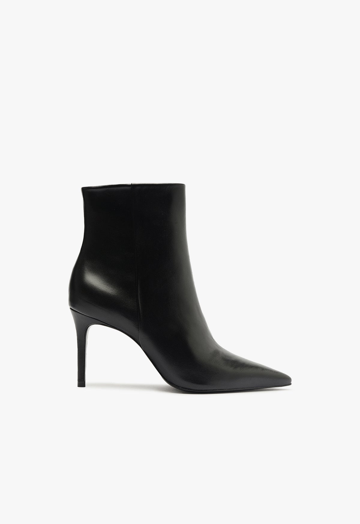 Mikki Bootie - 5 / Black / Leather
