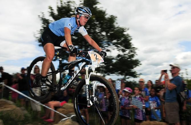 Chloe Woodruff (Crankbrothers) did her best to keep Lea Davison in sight