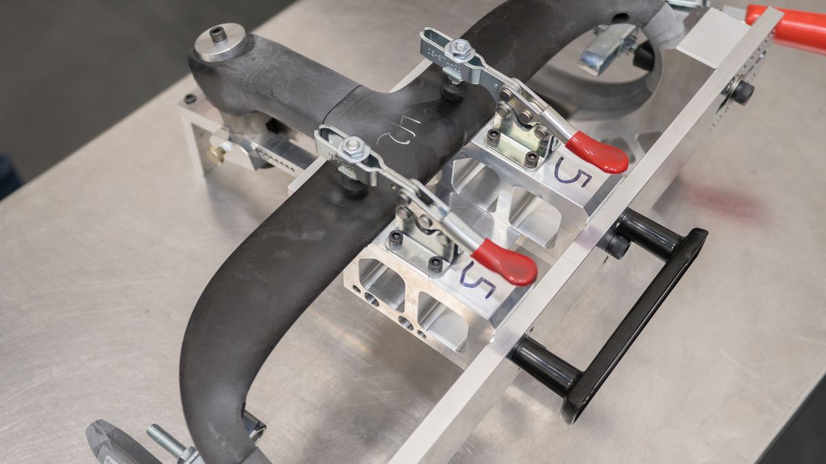 final assembly of Enve composites one piece bar and stem