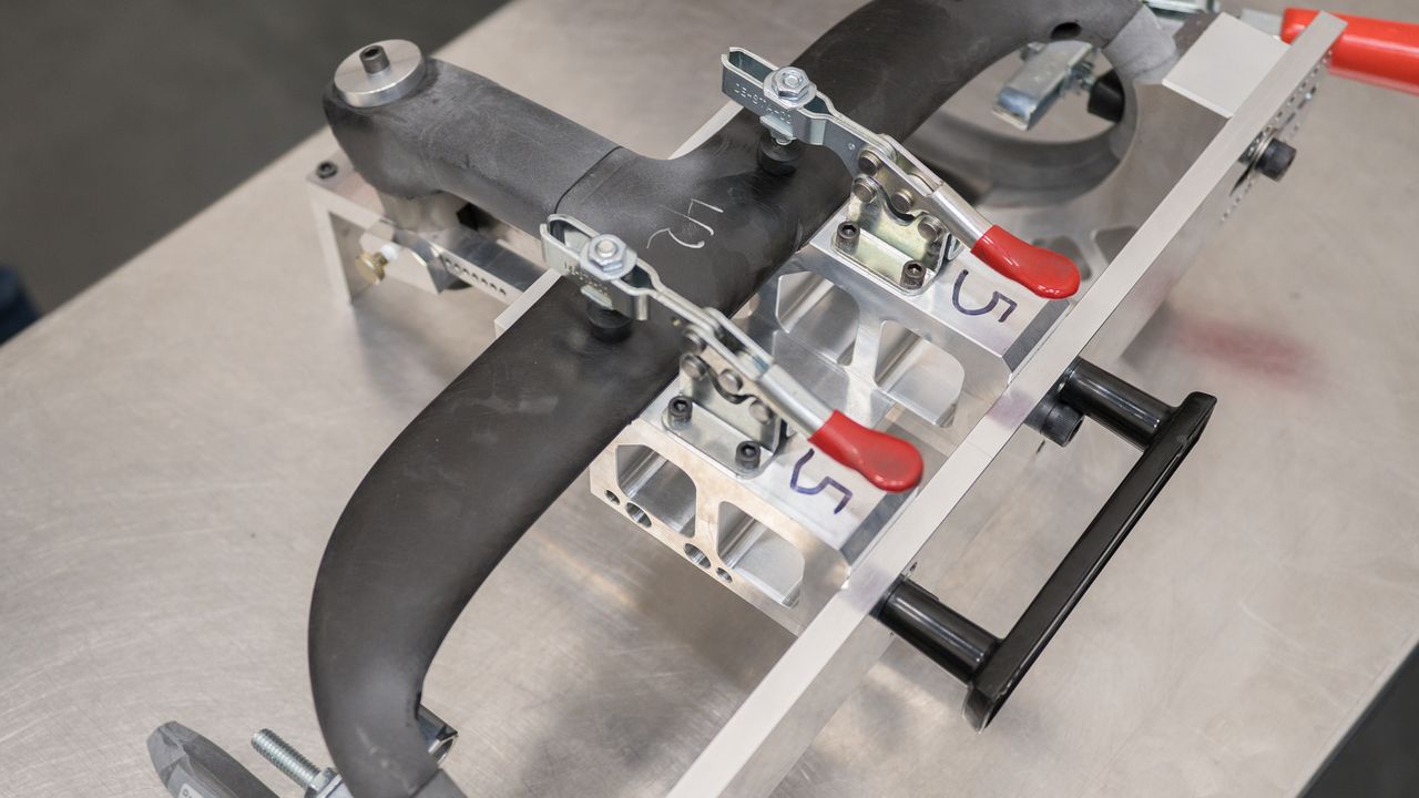 final assembly of Enve composites one piece bar and stem