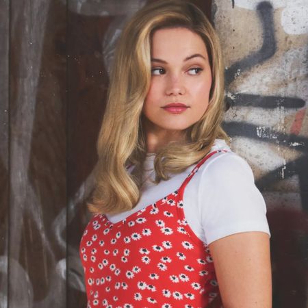 olivia holtposes as kate in a promo still of cruel summer season 1