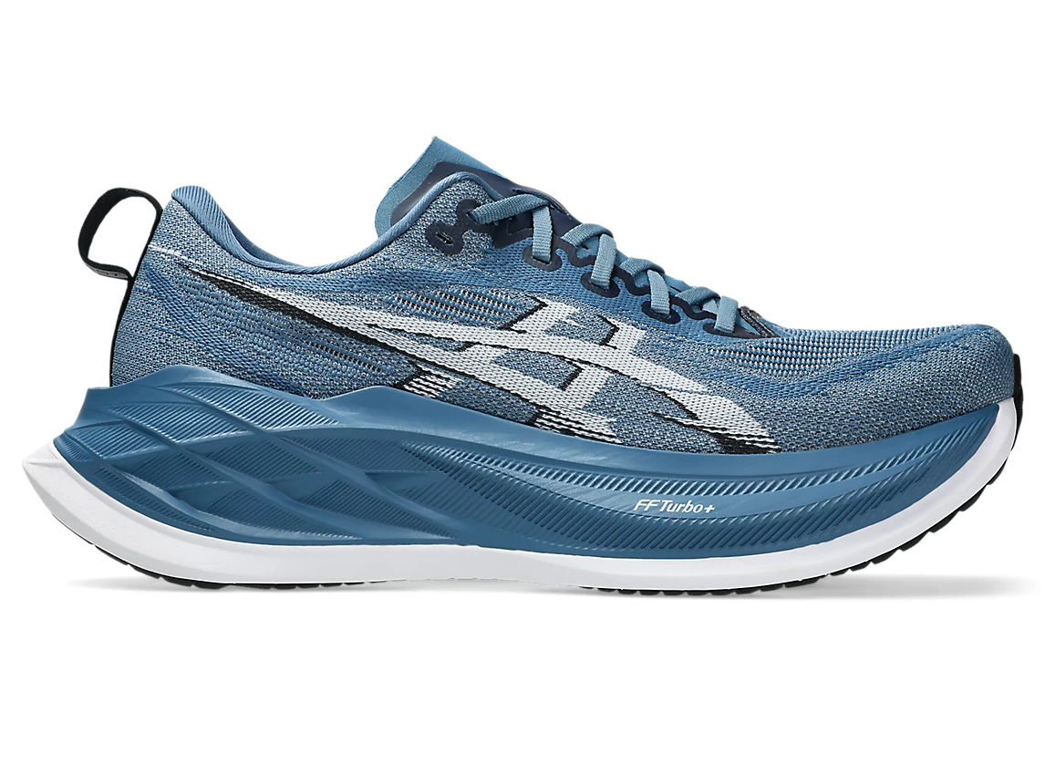 I ran 80 miles in the Asics Superblast 2 and I've never seen it