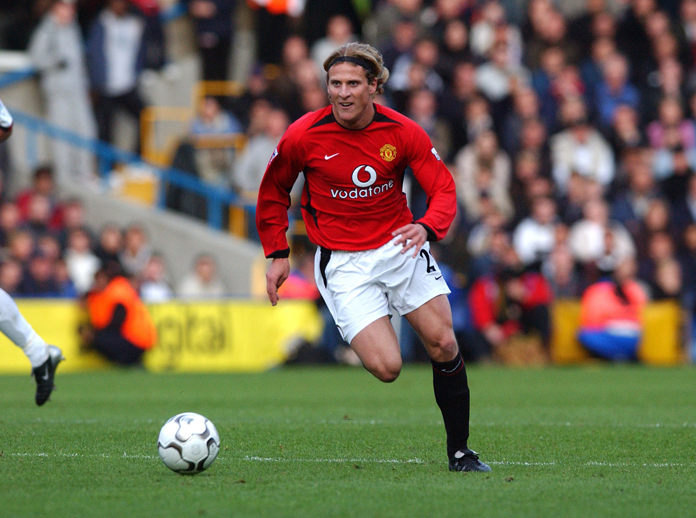 It was hard to believe they wanted me - it took me a few weeks to realise it was serious' Diego Forlan on earning his big Manchester United move in 2002