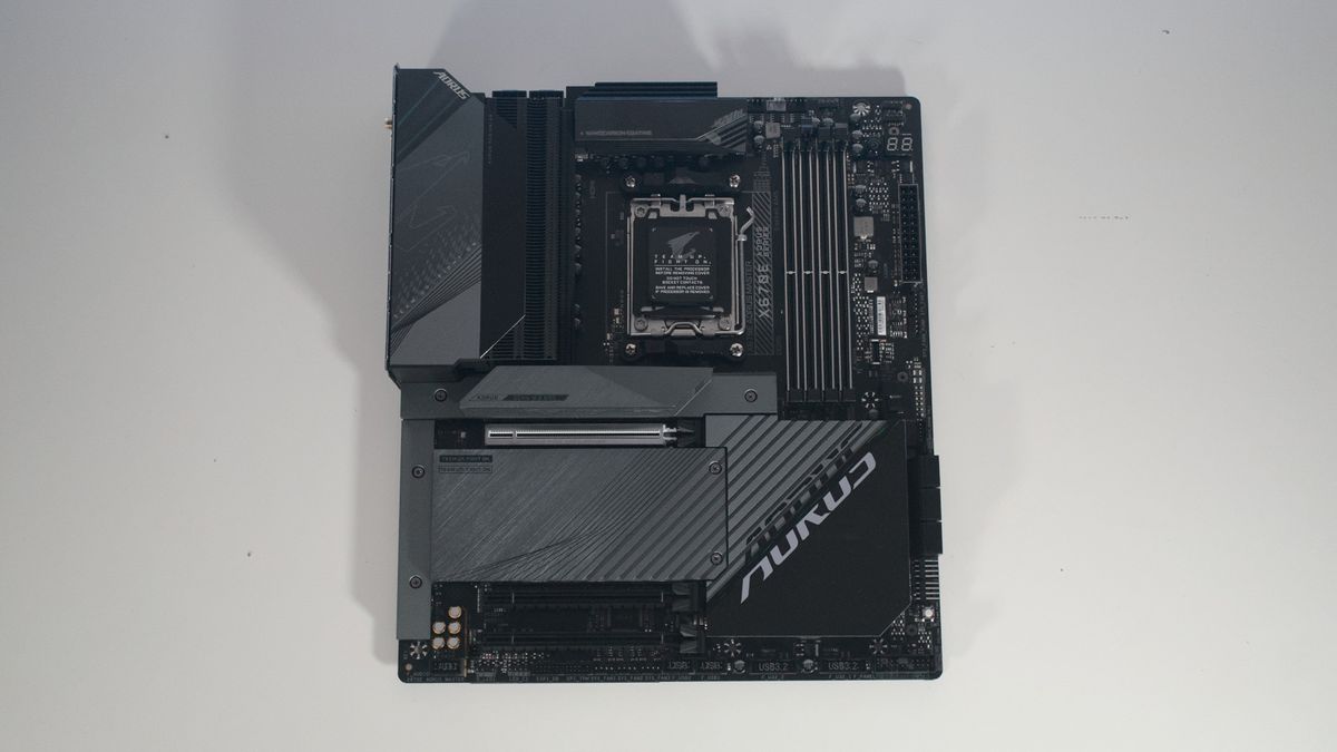 GIGABYTE X670E Aorus Master