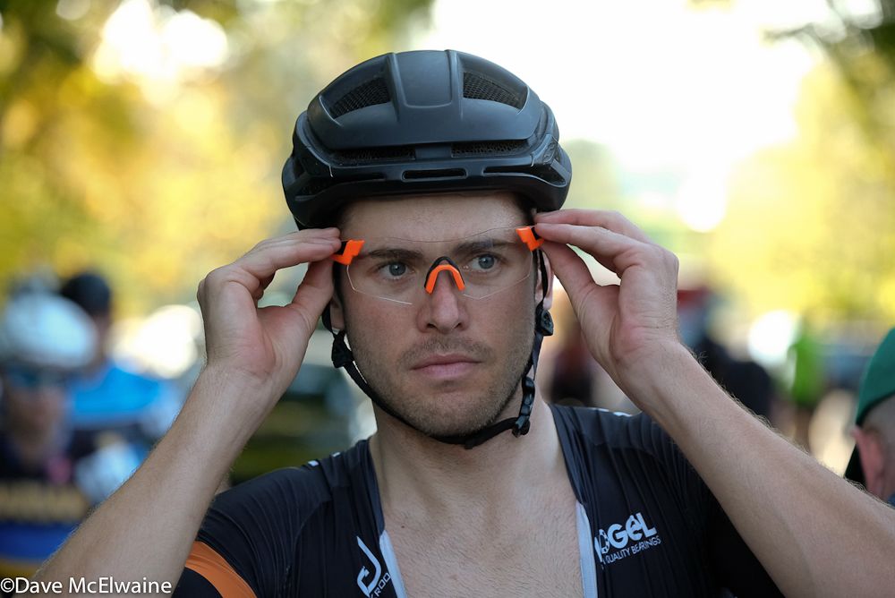 Danny Summerhill (Maxxis Shimano) at the start